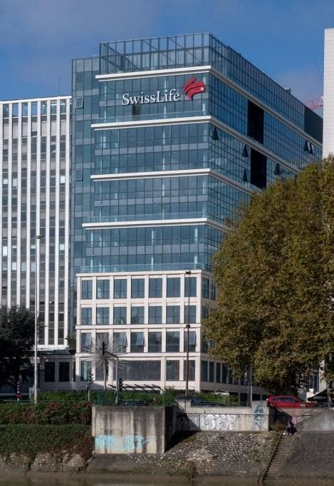 Le Bellini, futur siège social de Swiss Life France, livré à Puteaux ...