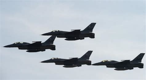 India-Pakistan tension: From Sukhoi Su-30 to F-16, a look at the ...