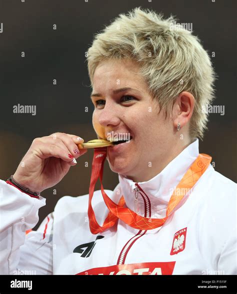 Beijing, China. 27th Aug, 2015. Gold medalist Poland's Anita Wlodarczyk ...