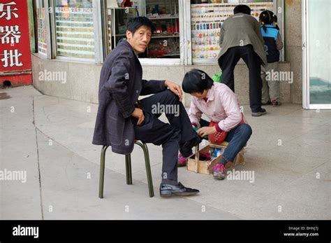 Local Chinese People 的图像结果