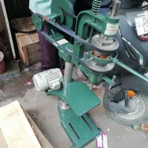 Tapping Machine 的图像结果