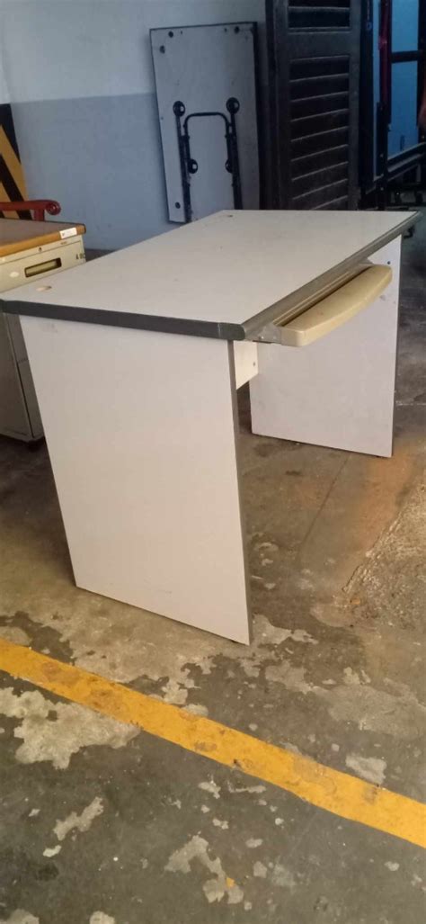 Woodbuzz Kipling Home Office Computer Study Table 的图像结果