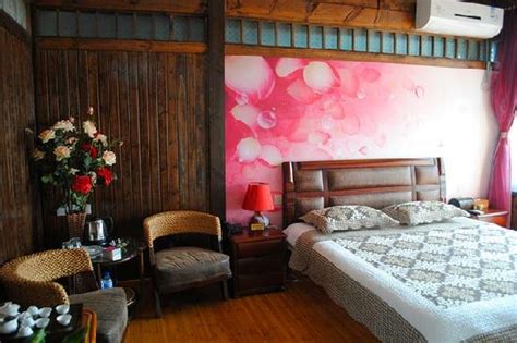 DONGHU HOTSPRING RESORT (Nanjing) - Resort Reviews & Photos - Tripadvisor