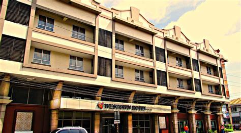 MO2 WESTOWN HOTEL BACOLOD - DOWNTOWN - Hotel Reviews, Photos, Rate ...