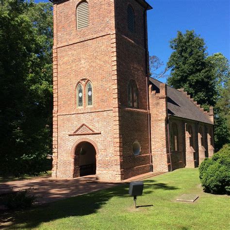 St. Luke's Historic Church & Museum, Smithfield - Tripadvisor