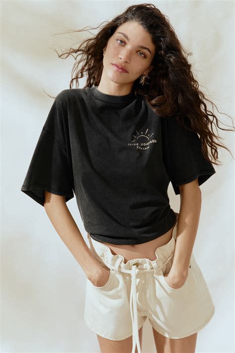 High-Rise Paper-Bag Denim Shorts - Cream - Ladies | H&M US