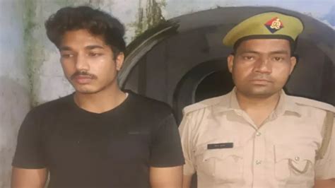 Meerut: छात्र के सरेआम थप्‍पड़ मारने पर मेडिकल कालेज की चौथी मंजिल से ...