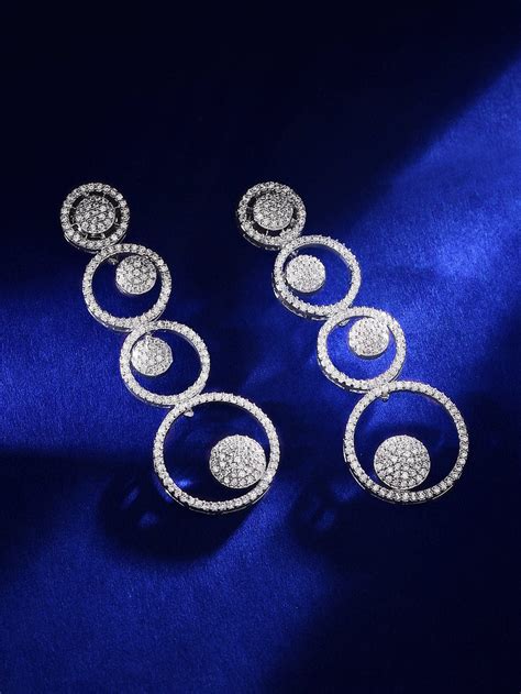 Rubans Offers Finest Quality Earrings Collection Online.