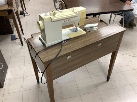 Image result for Singer Merritt 4552 Sewing Machine