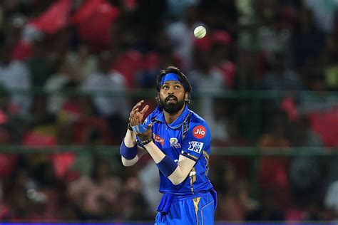 "It has been dry" - Hardik Pandya's massive statement on MI's trophy ...