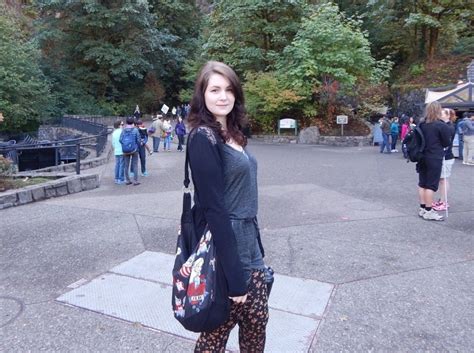 Jury awards $15 million after MAX train severs leg of pedestrian ...