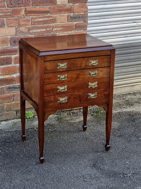 Brass-Handled Small Chest of Drawers, Small Mahogany Chest of Drawers ...
