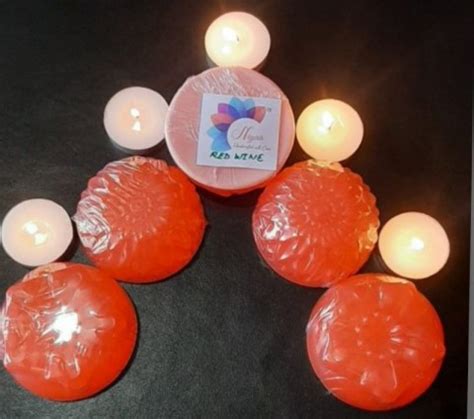 Red Wine Soap | Garuda Prakashan