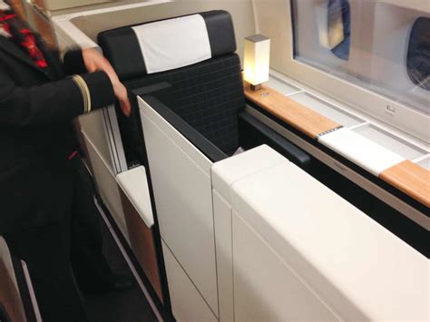 Cheap First Class Flights 的图像结果