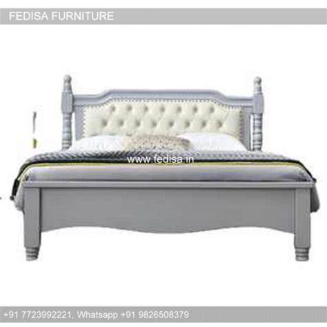 Iron Bed Cozy Bedroom Interior Design A Bed Modern Bedroom Interior ...