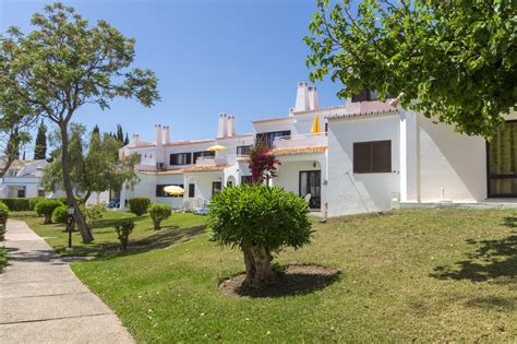 THE BEST Ferragudo Swim-up Rooms & Private Pools
