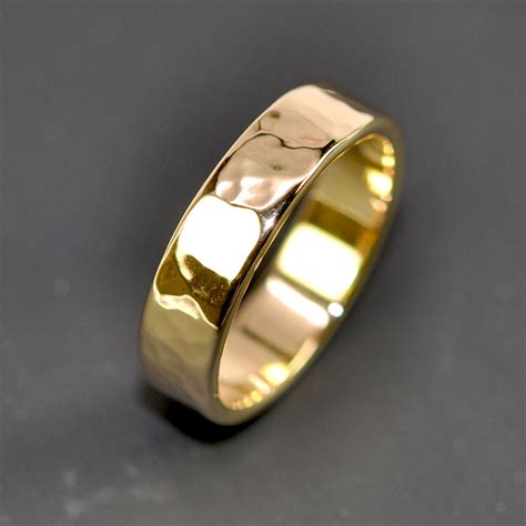 18K Yellow Gold Men's Wedding Band Hammered 5mm Ring Sea