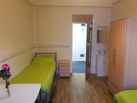 BOWDEN COURT (NOTTING HILL) (London) - Specialty Hotel Reviews, Photos ...