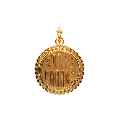 "J'ai de la Bonne Chance" Pendant