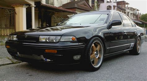 Nissan Cefiro A31: Photos, Reviews, News, Specs, Buy car