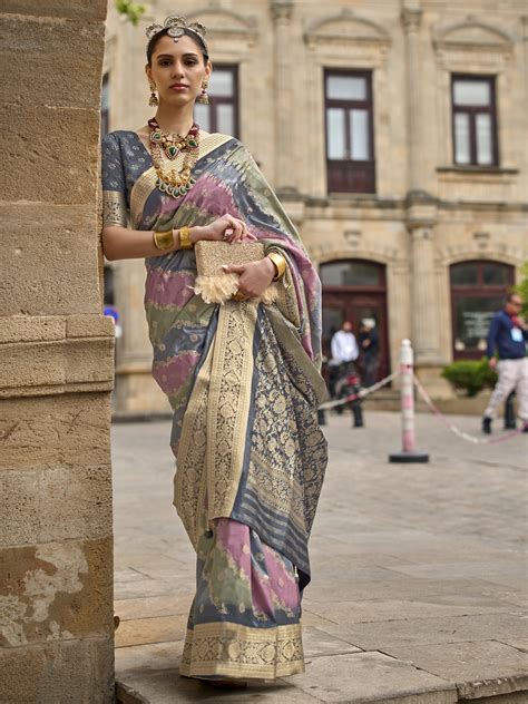 Buy Best Banarasi Sarees Online – Ek Dhaga