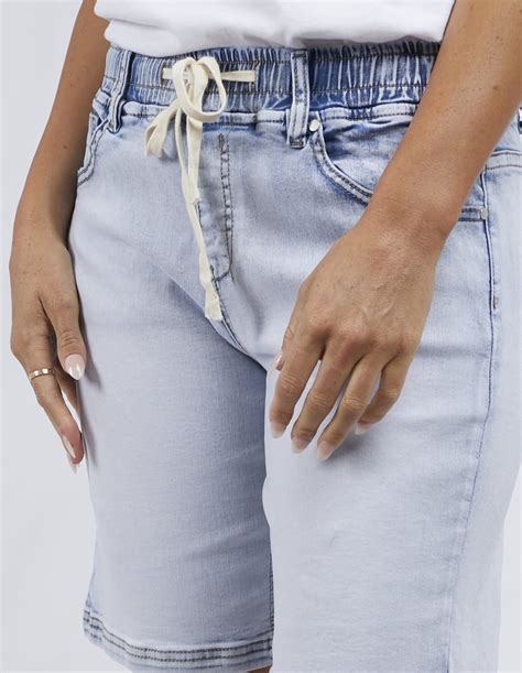 Foxwood GABBY BERMUDA Short - Shorts : Diahann Boutique - Foxwood S24