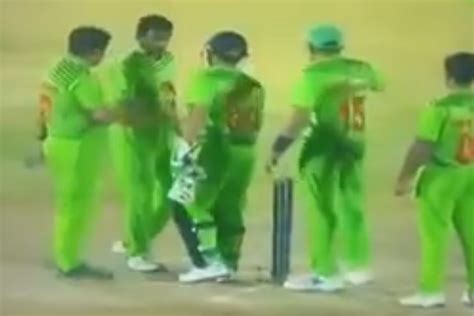 T.O.M. Tweets | Digital | Campaign India