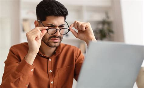 आपकी खराब गट हेल्थ आपकी आंखों को करती है कमजोर, सदगुरू ने बताया कैसे ...