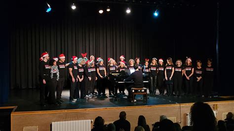 Telón Arriba: Broadway Sound Choir inicia el "Canta Navidad" con 'Merry ...