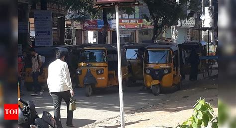 Auto rickshaws causing severe inconvenience - Times of India