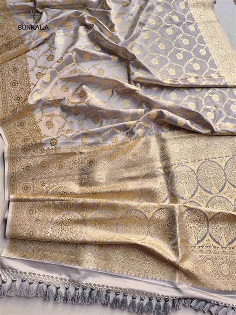 Shop Grey Mashru Silk Jaal Design Weaved Banarasi Saree – BUNKALA