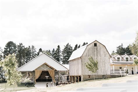 Venue Ideas — Rustic Elegance