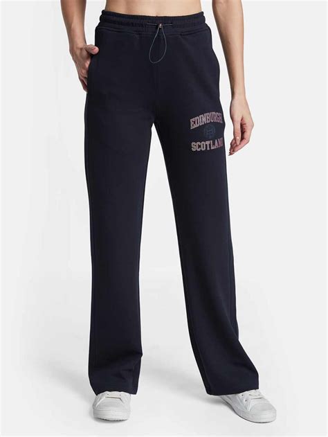 METTLE Women Regular Fit Mid Rise Fleece Track Pants