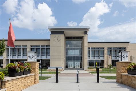 Ankeny Kirkendall Public Library - Advanced Precast Company