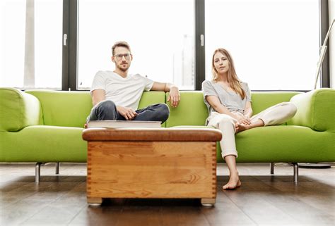 Best Sofa Positions 的图像结果