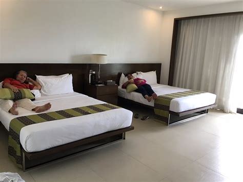 CIRIACO HOTEL (Calbayog City) - Hotel Reviews, Photos, Rate Comparison ...