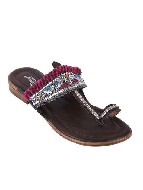 Traditional Fuchsia (Kolhapuri)