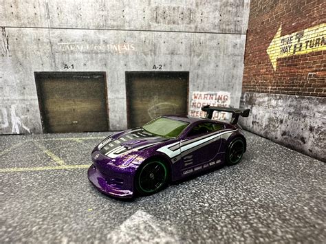 Nissan 350Z - Mystery Cars · Distribution Diecast64