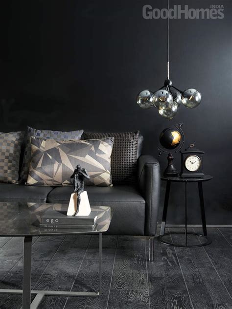 Dress your home with the opulent mix of black & gold | Goodhomes.co.in