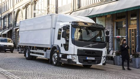 Volvo Dynamic Steering 2.0 | Volvo Trucks Magazine