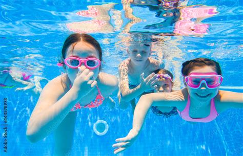 Swimming Kid 的图像结果