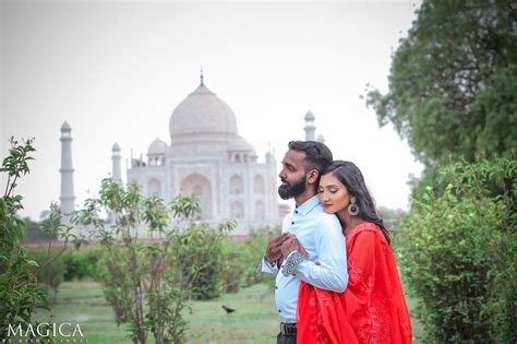 Best Taj Mahal Pre Wedding Shoot Best Wedding Photographer Agra India ...