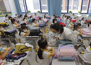 郑州将在条件允许下降低小学入学年龄|小学|郑州市|郑州市教育局_新浪新闻