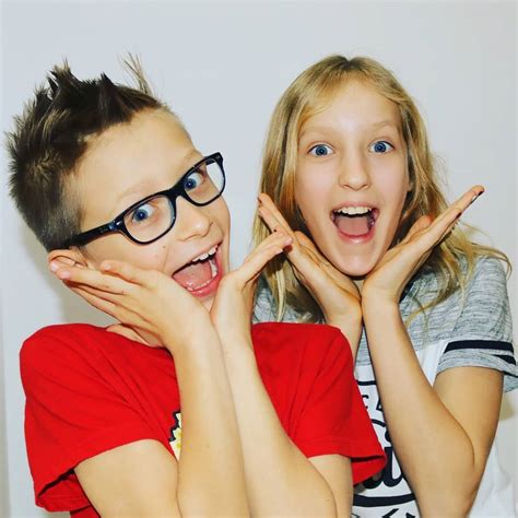 Sis vs Bro Dog 的图像结果