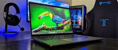 HP ZBook Firefly G10/G10 A Review: A Customizable Business Laptop for ...