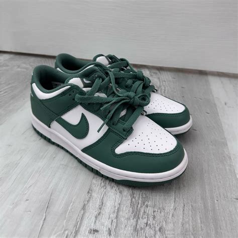 Nike Dunk Low Kids “Spruce green” in 2024 | Cute nike shoes, Nike shoes ...