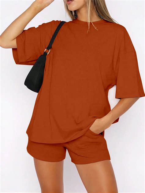 WOMEN-EVERYDAY CLOTHING