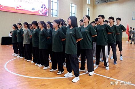 如愿绽放! 许昌市第三高级中学2023级高一军训会操展演 - 知乎