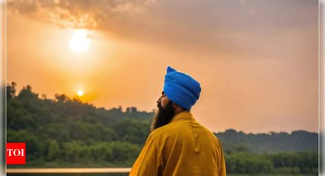 Only those Sikhs who wear turban exempted from wearing helmet, Punjab ...