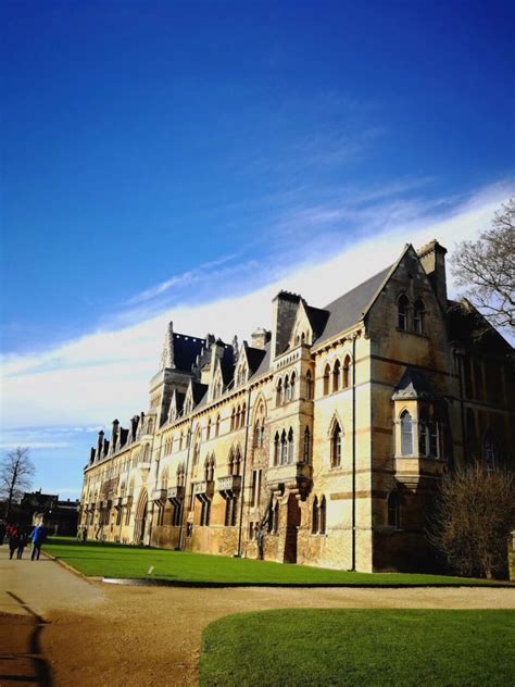 【携程攻略】牛津牛津大学景点,牛津大学基督教堂学院——被认为是牛津大学最贵族化的学院之一。虽然…